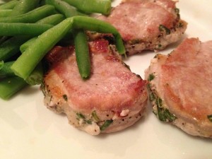 Quick Rosemary Pork Medallions. These little guys are the perfect size for bariatric patients! More recipes for Gastric Sleeve and Gastric Bypass patients at www.foodcoach.me