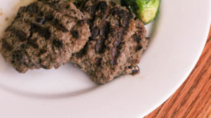 Black Bean Beef Burger | Bariatric Surgery Recipes | FoodCoach.Me