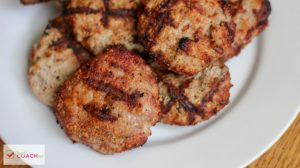 These grilled parmesan turkey burgers have a secret that keeps them from sticking to the grate! The secret also pumps up the flavor :) Packed with protein for post weight loss surgery patients. #wlsrecipes #gastricsleeve #gastricbypass #ds #bariatric
